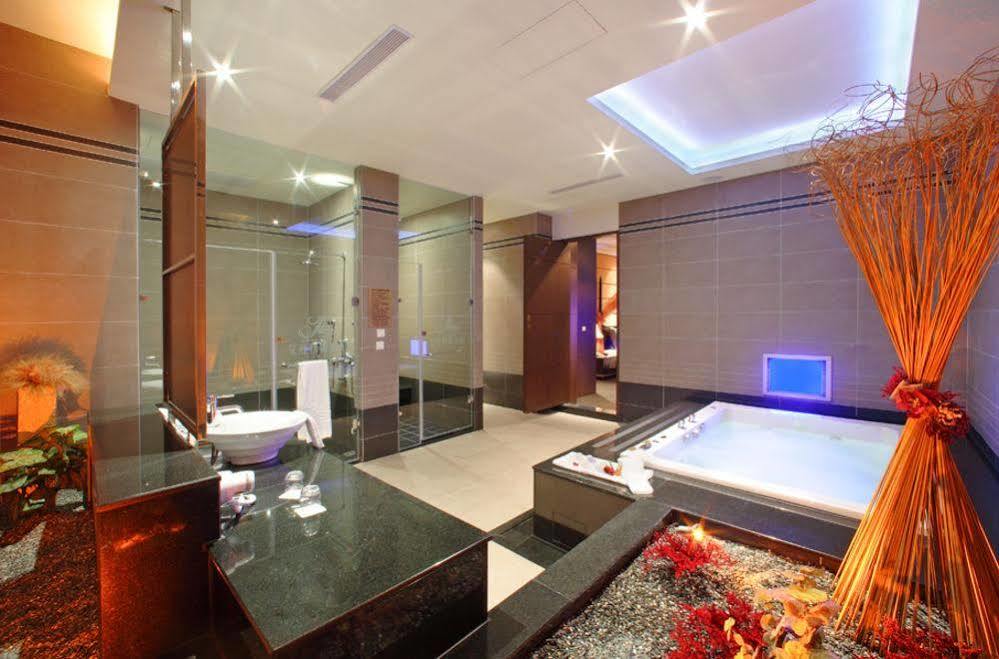 Amain Boutique Motel - Tucheng 217 Exterior photo